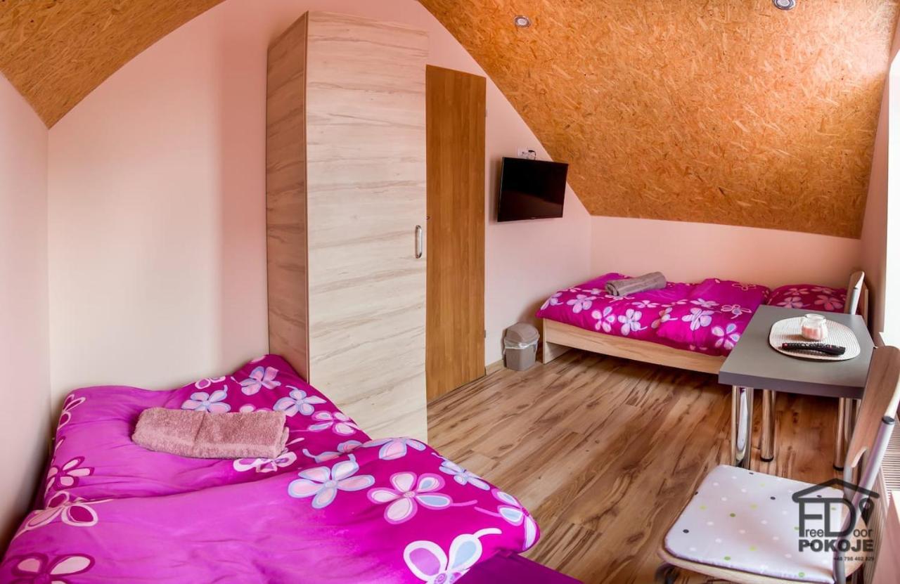 Pokoje Freedoor Lugniany Ngoại thất bức ảnh